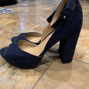 Womens navy heels